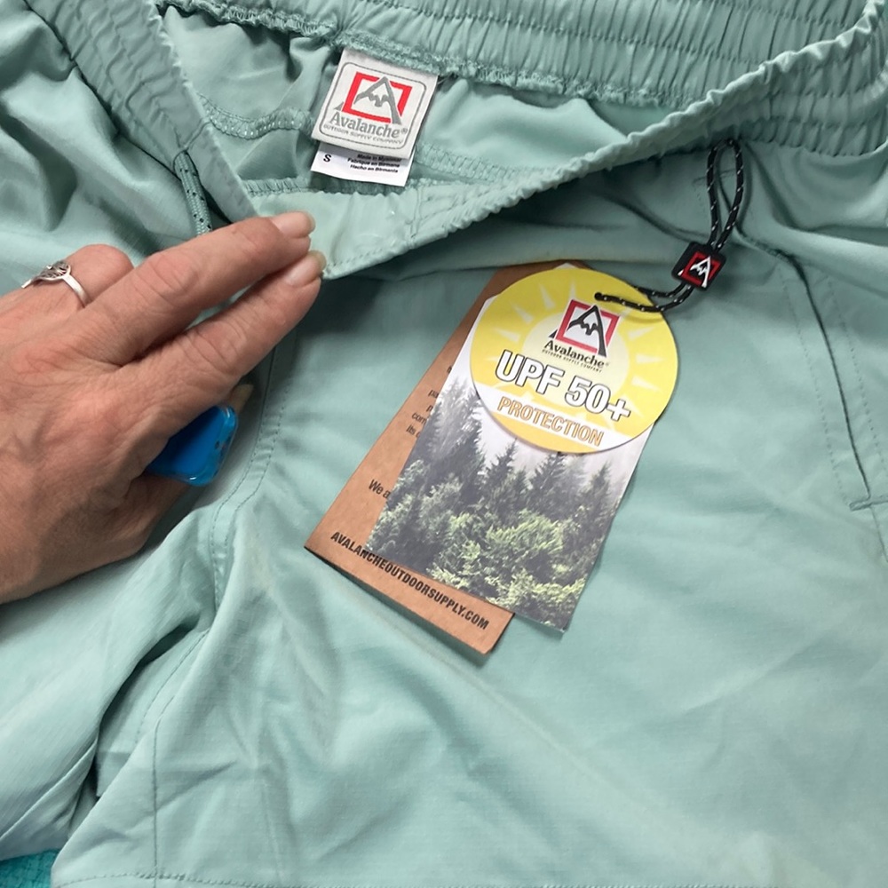 Avalanche new shorts never used mint green